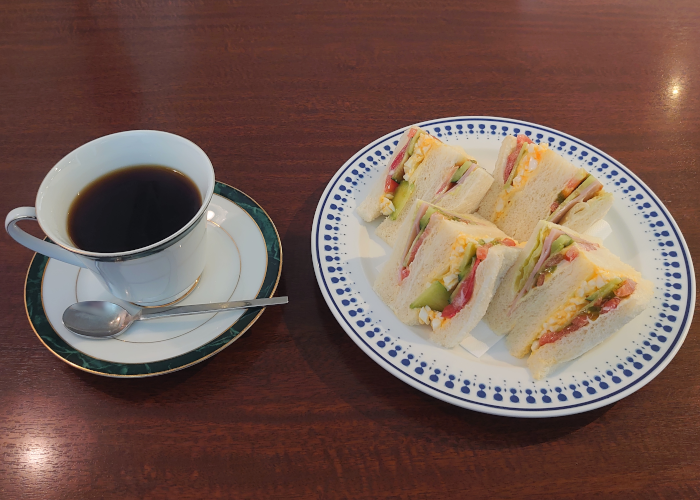 サンドイッチと珈琲
